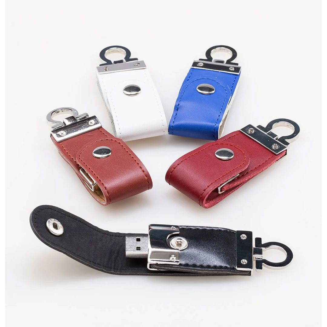 Pendrive de Cuero Personalizados, acabado en piel con diseños elegantes